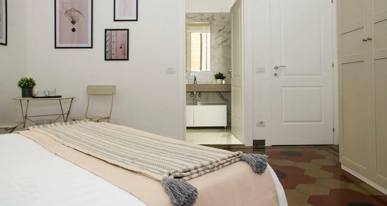 Joivy Splendid 3Br Apt With Parking And Terrace In Como Lake Como 0*,  Италия