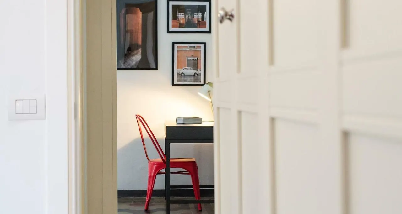 Апартаменты Joivy Splendid 3Br Apt With Parking And Terrace In Como Lake Como